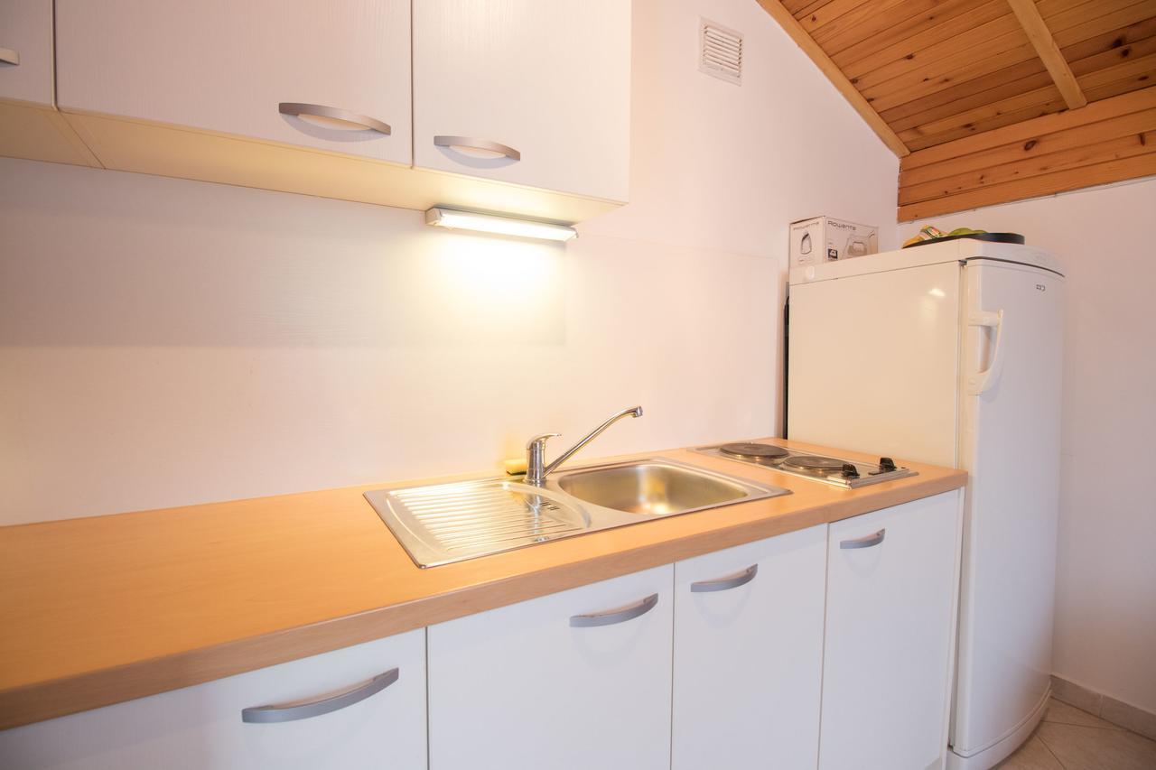 Rooms Sofija Selce Exterior photo
