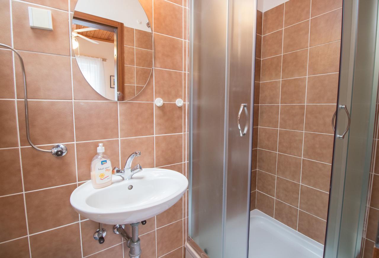 Rooms Sofija Selce Exterior photo